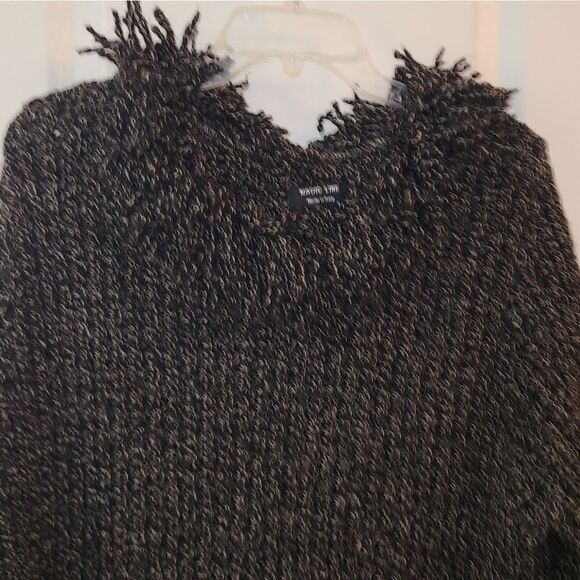 Magic Line Made in Italy Fuzzy Collared Sweater - Picture 4 of 10